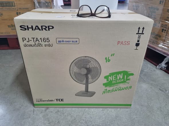 พัดลมตั้งโต๊ะ ชาร์ป (Sharp) ขนาด 16 นิ้ว รุ่น PJ-TA165